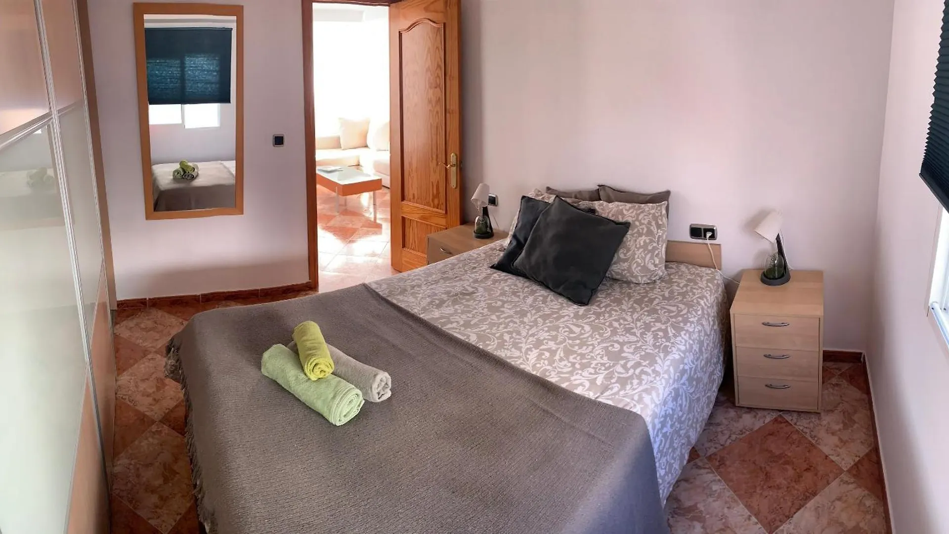 Los Guindos Apartman Málaga
